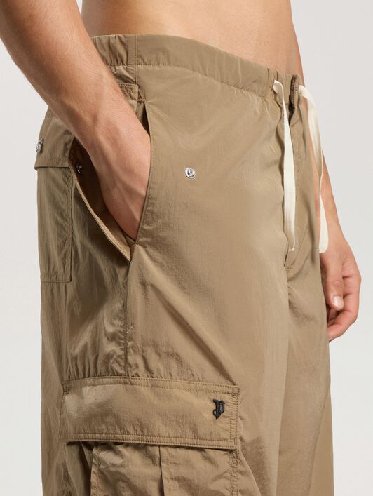 Palm Type Loose Cargo Pants PALM ANGELS Palm Type Loose Cargo Pants KAKI - BLACK PAMCF02F26FB01
