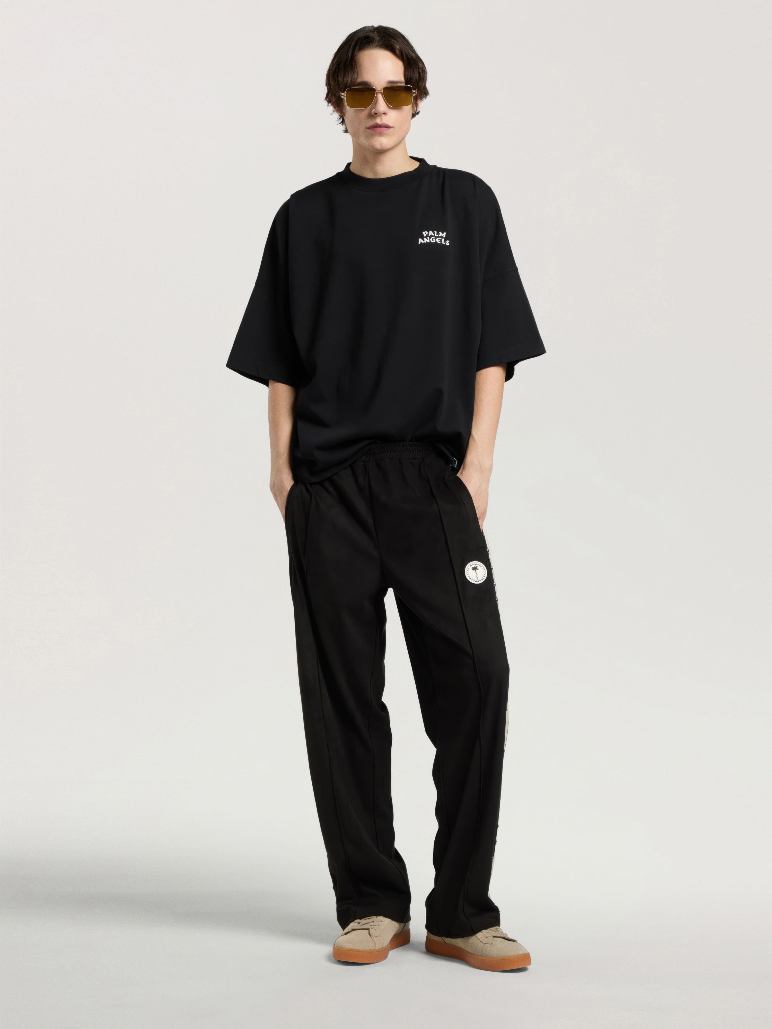 Palm Drift Back Over T-Shirt PALM ANGELS Palm Drift Back Over T-Shirt BLACK - OFF WHITE PAMAA05W26JR03