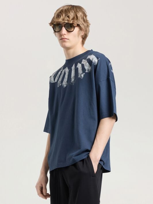 Big Neck Logo Loose Tee PALM ANGELS Big Neck Logo Loose Tee NAVY BLUE - OFF WHITE PAMAA03F26JR01