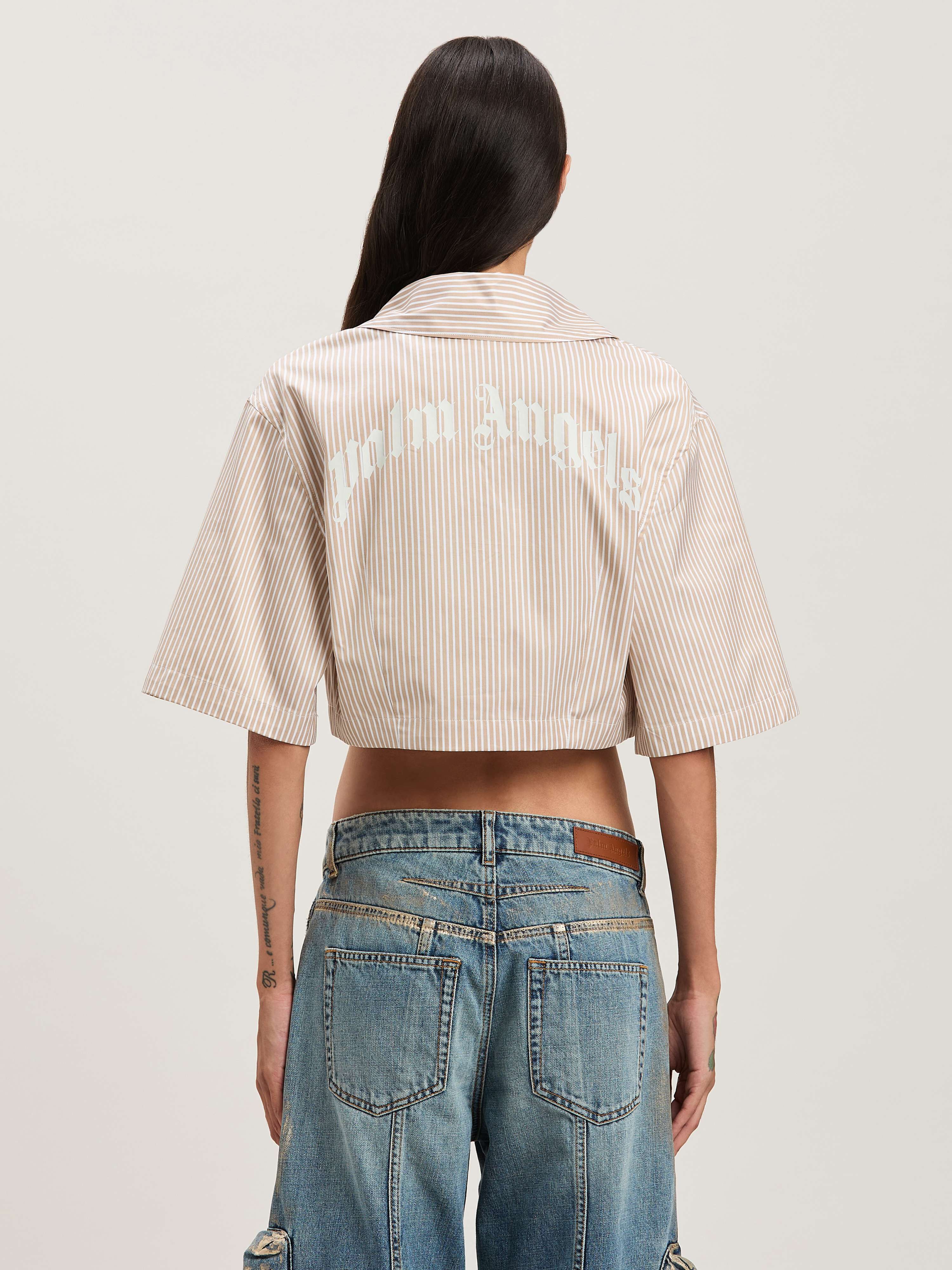 PALM ANGELS  Curved Logo cropped shirt CAMEL - OFF WHITE PWGG008S25FAB001