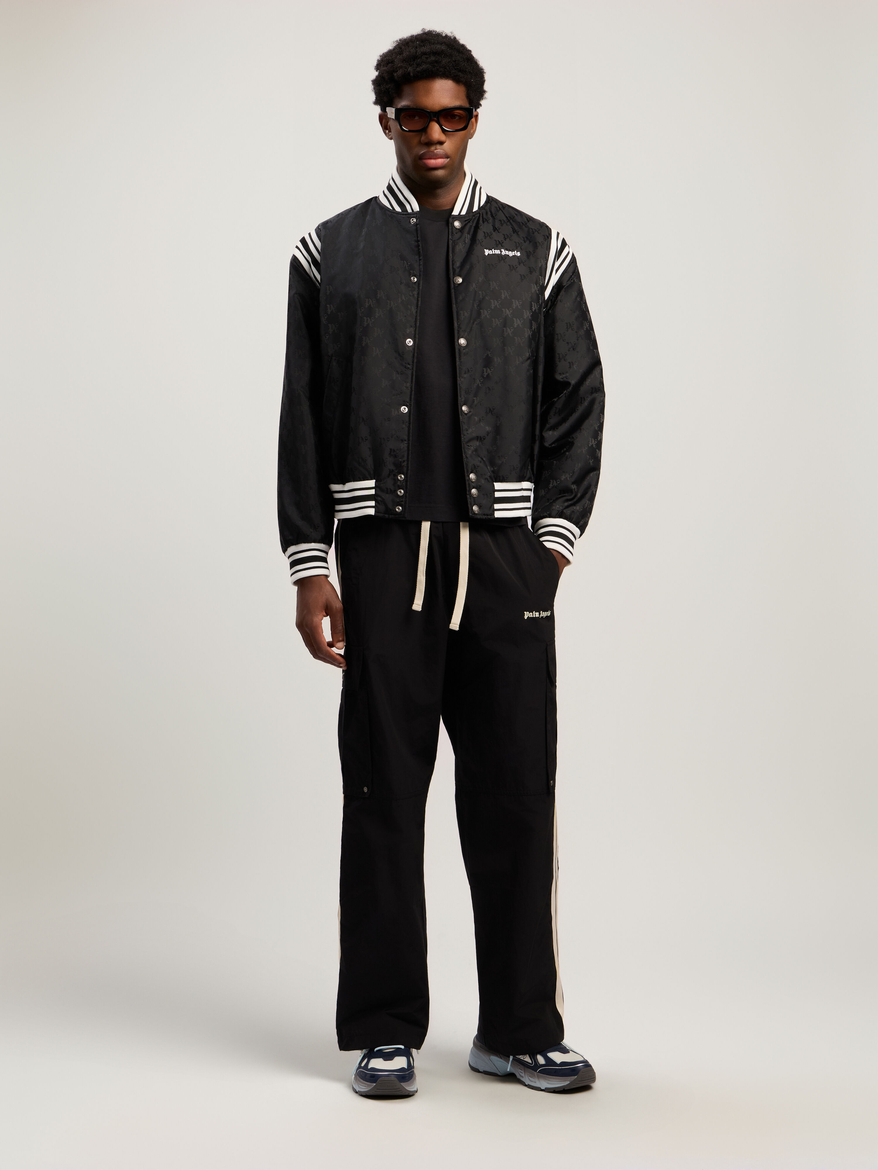 PALM ANGELS Monogram Jacquard Bomber BLACK - OFF WHITE PMEH037F25FAB001