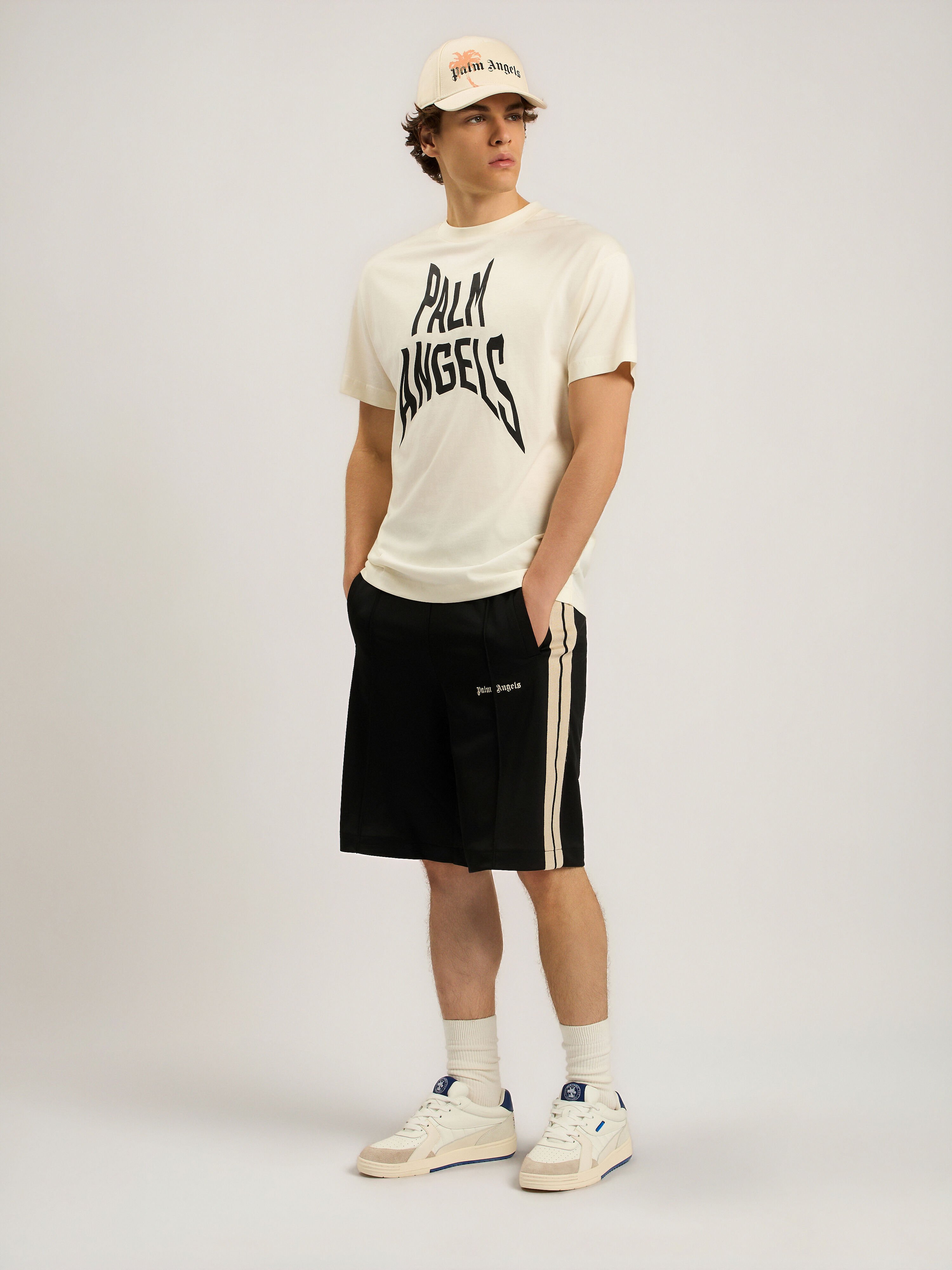 Palm Distorted Regular T-Shirt PALM ANGELS Palm Distorted Regular T-Shirt OFF WHITE - BLACK PAMAA01F26JR16