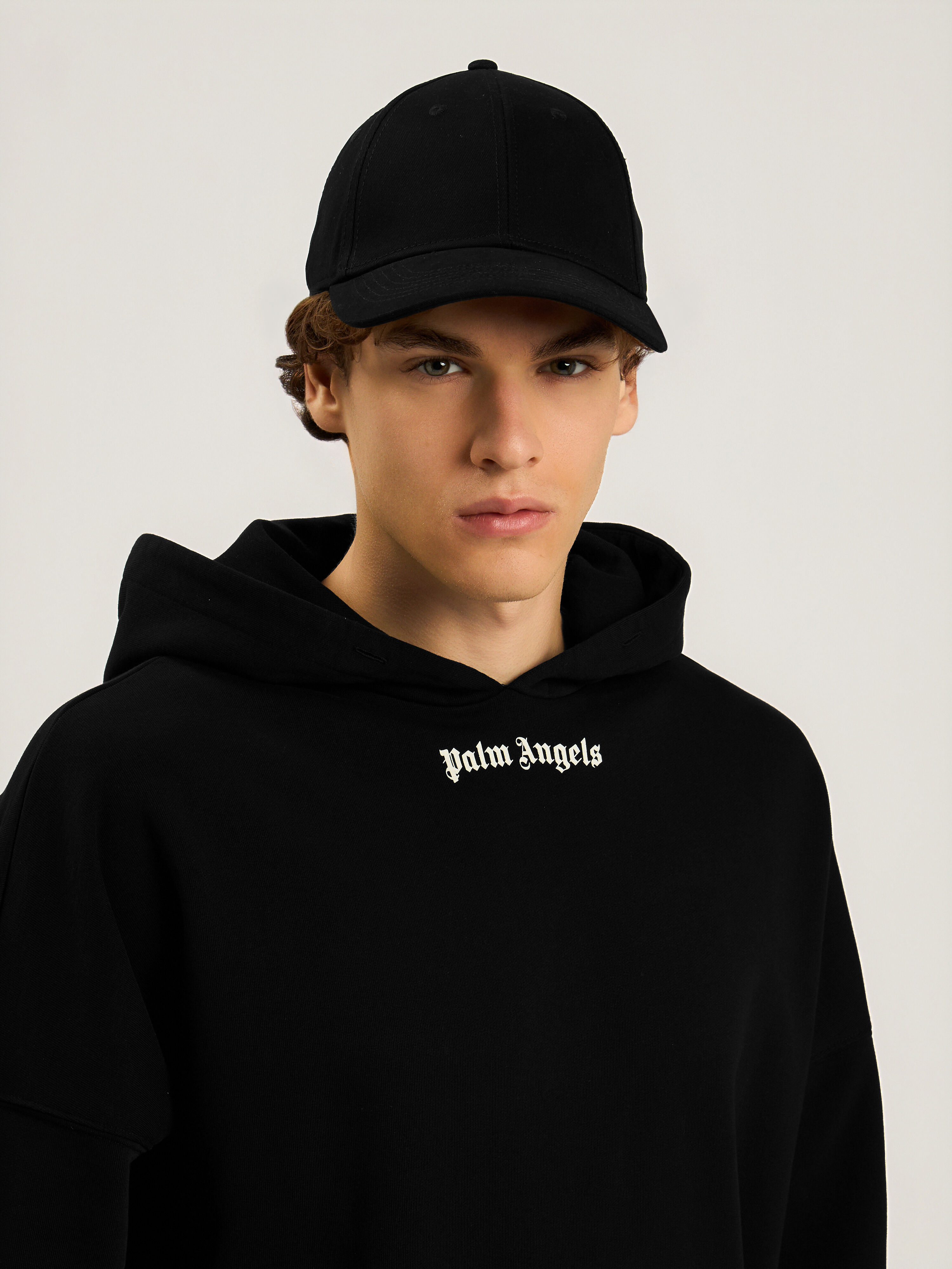 Curved Logo Back Cap PALM ANGELS Curved Logo Back Cap BLACK - OFF WHITE PAMLB01F26FB04
