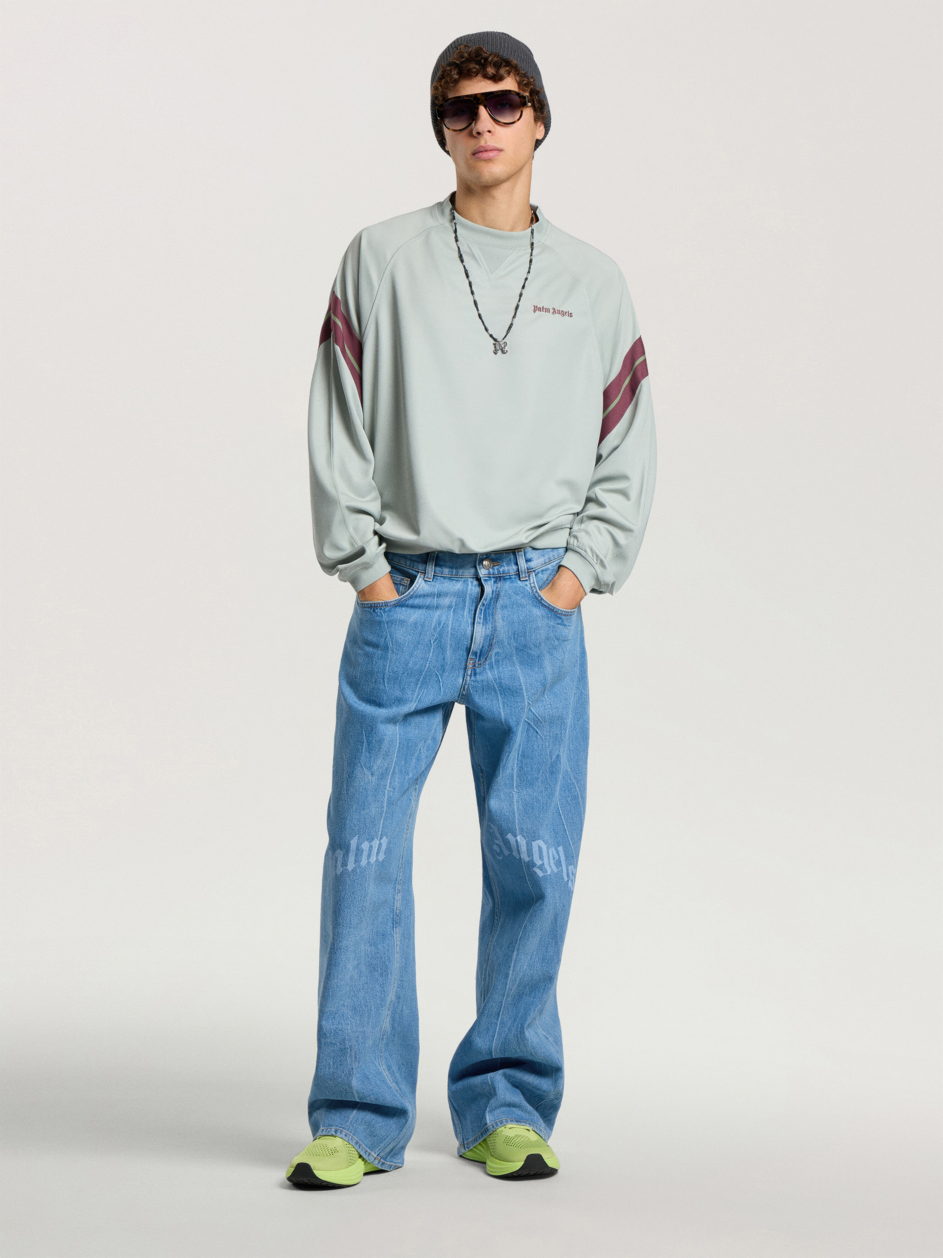 Splitted Curved Logo Loose Jeans PALM ANGELS Splitted Curved Logo Loose Jeans LIGHT BLUE - LIGHT BLUE PAMYA01F26DN03