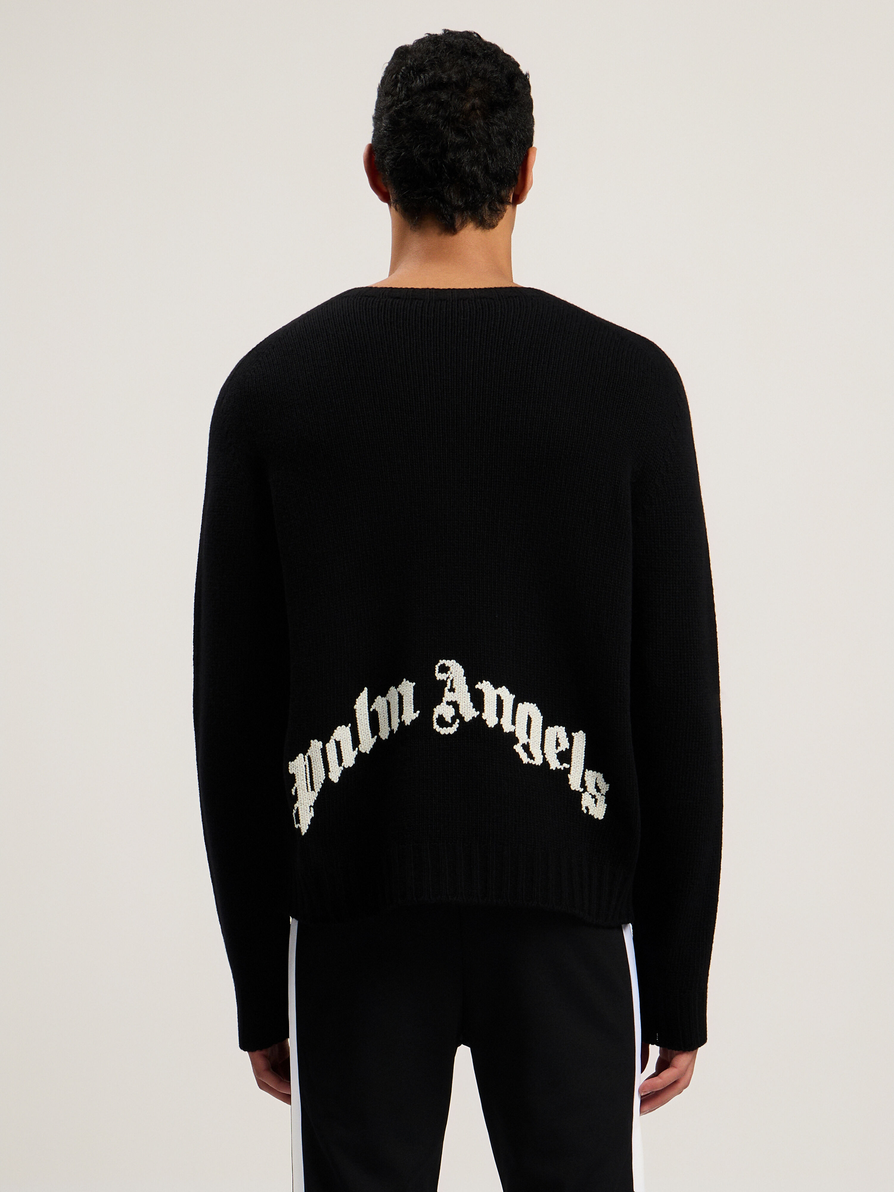 PALM ANGELS Curved Logo Sweater BLACK WHITE PMHE027C99KNI001