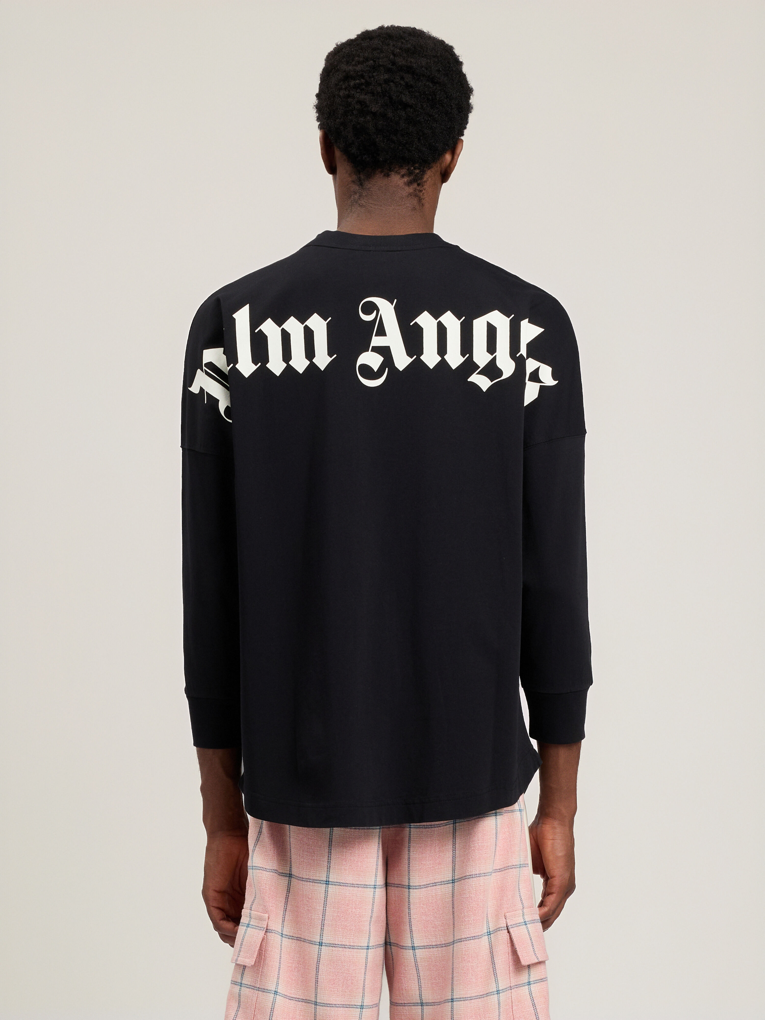 Classic Logo Long-Sleeved Over T-Shirt PALM ANGELS Classic Logo Long-Sleeved Over T-Shirt BLACK OFF WHITE PMAB059S26JER001