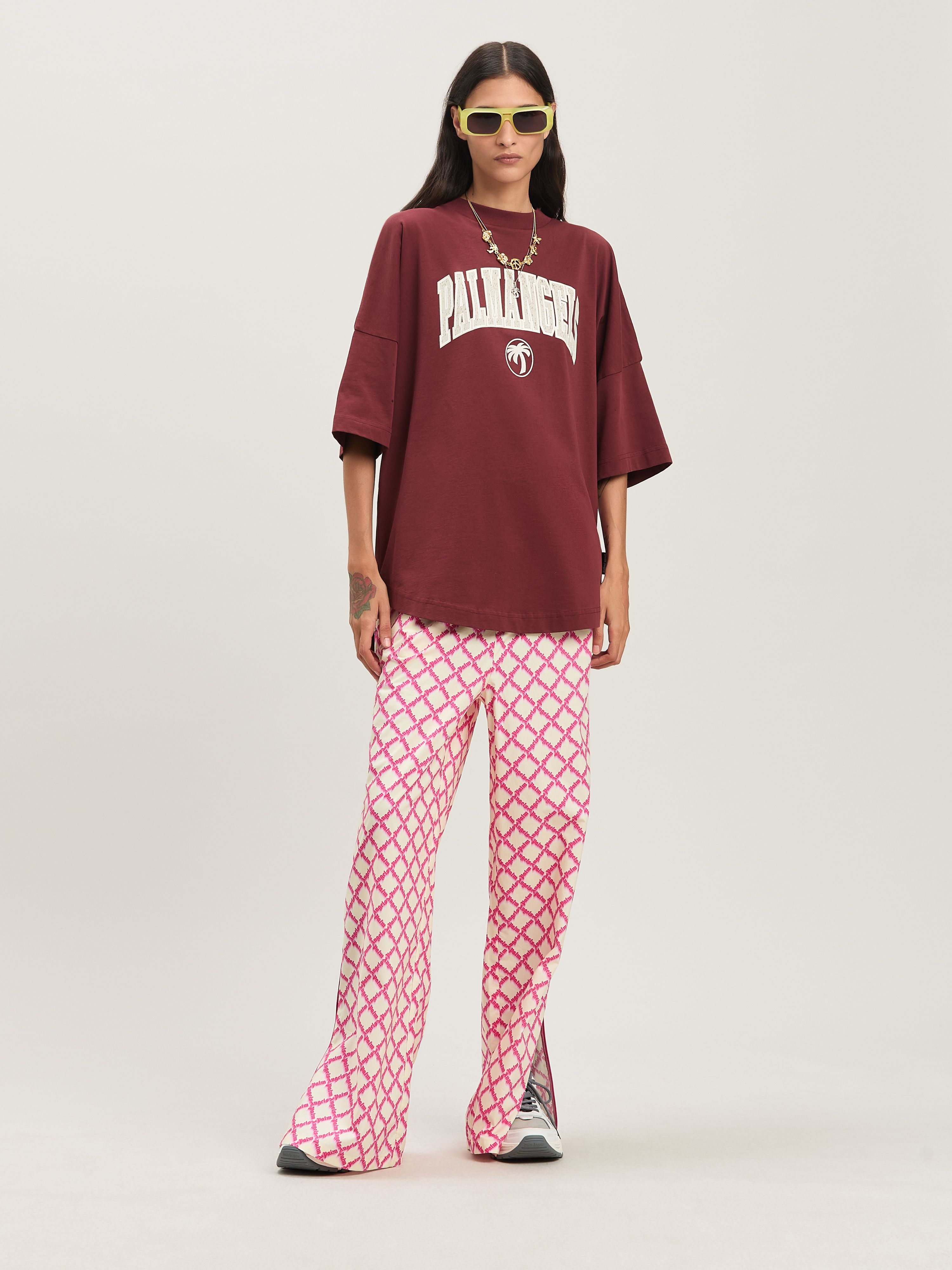 PALM ANGELS  College oversize T-shirt BURGUNDY - IVORY PWAA023S25JER003