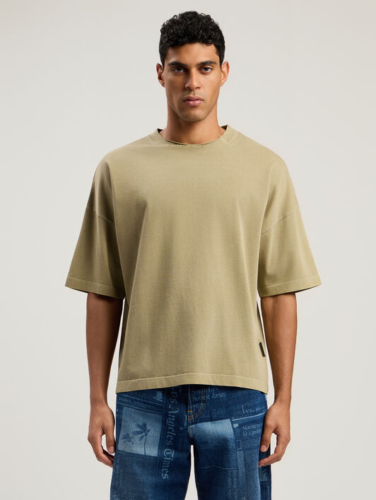 PALM ANGELS Curved Logo Loose Collar T-Shirt ARMY GREEN - DARK GREEN PMAA10HF25JER001