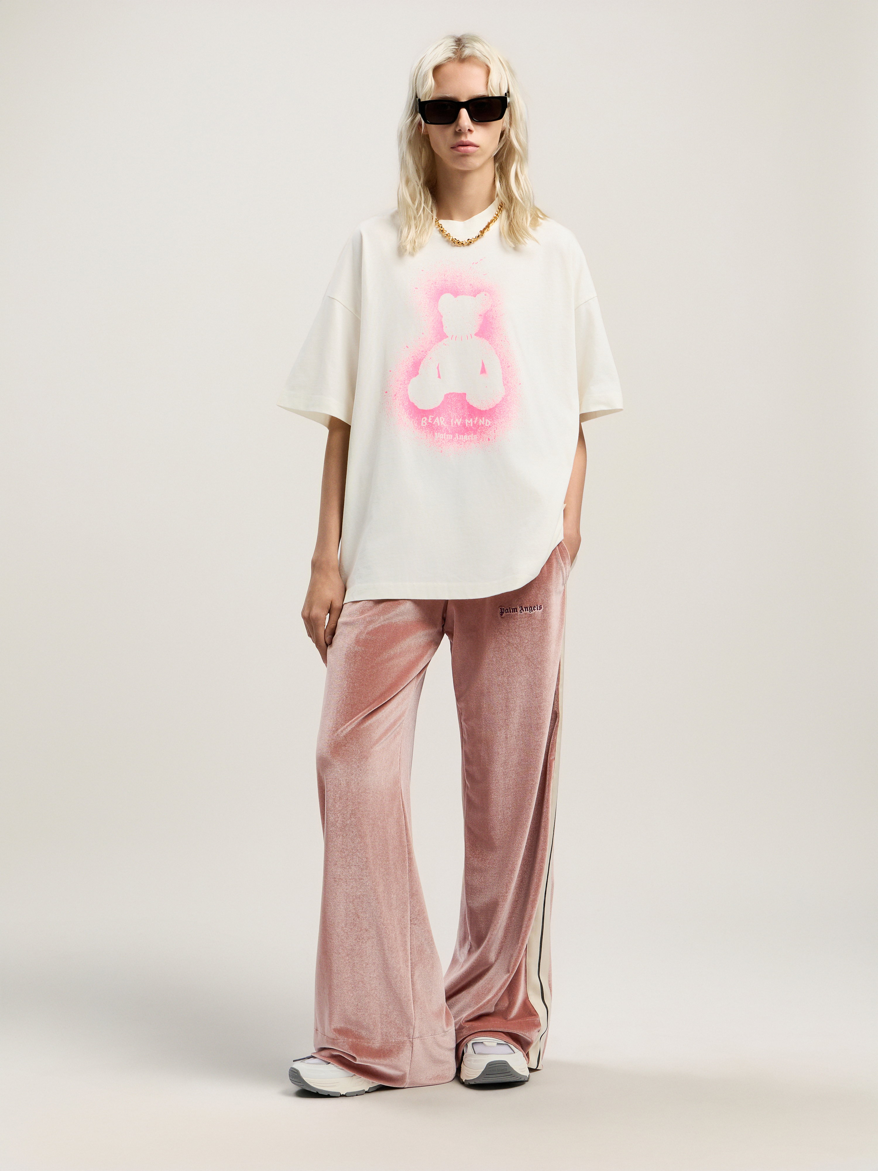 Palm Angels Spray Bear Loose T-shirt In Pink