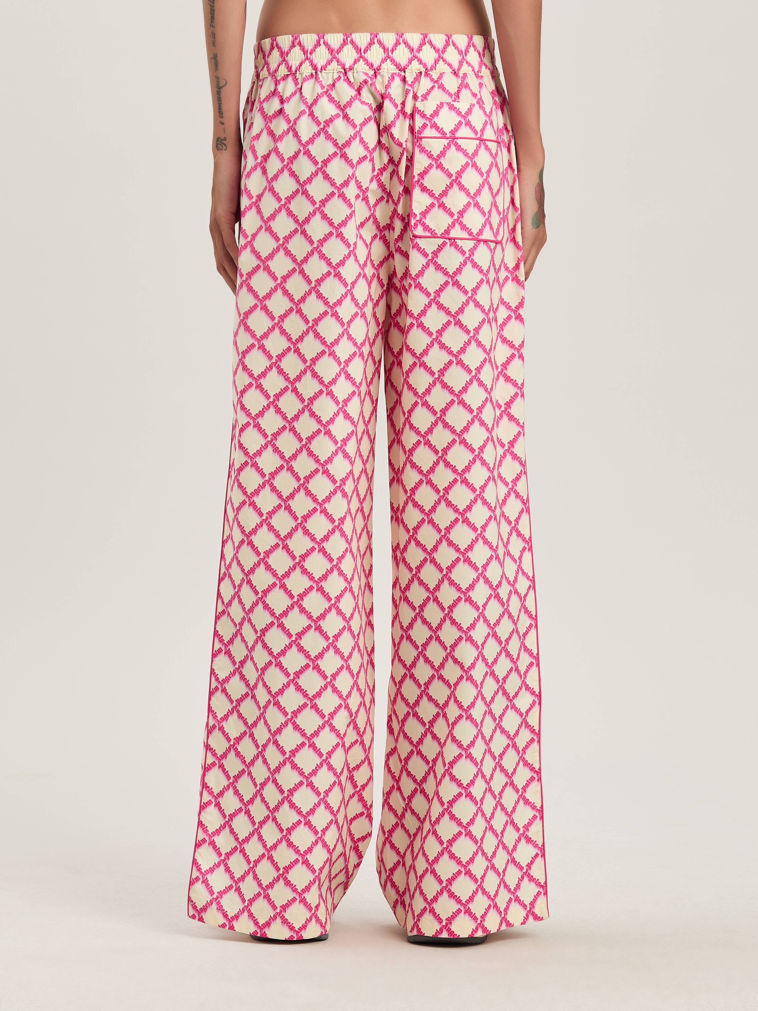 Shop Palm Angels Net Logo Pants