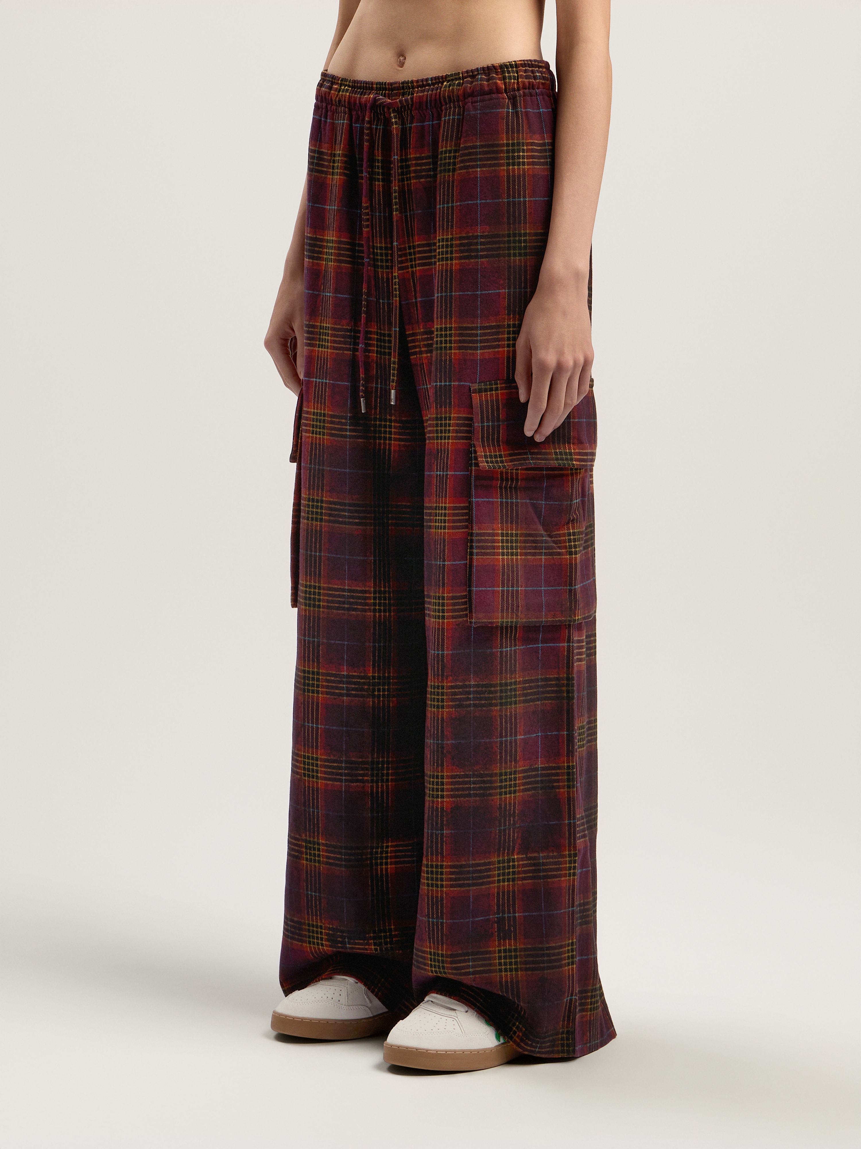 Palm Angels Overdyed Check Cargo Pants In Burgundy